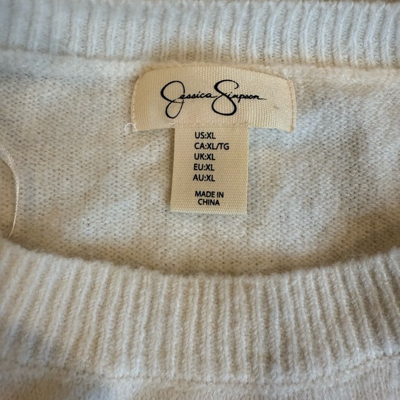 Jessica Simpson Cream Sweater with Pink Bow - Picture 5 of 6